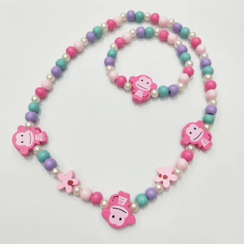 2Pcs/Set Fashion Natural Wood Beads Jewelry Cute Animal Pattern Necklace Bracelet for Party Jewelry Girl Birthday Gift